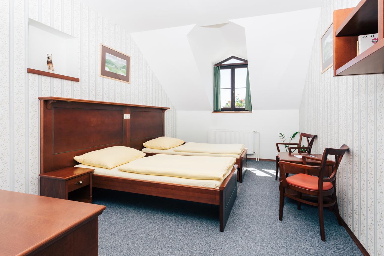 Resort Malevil Jablonne v Podjestedi Екстер'єр фото