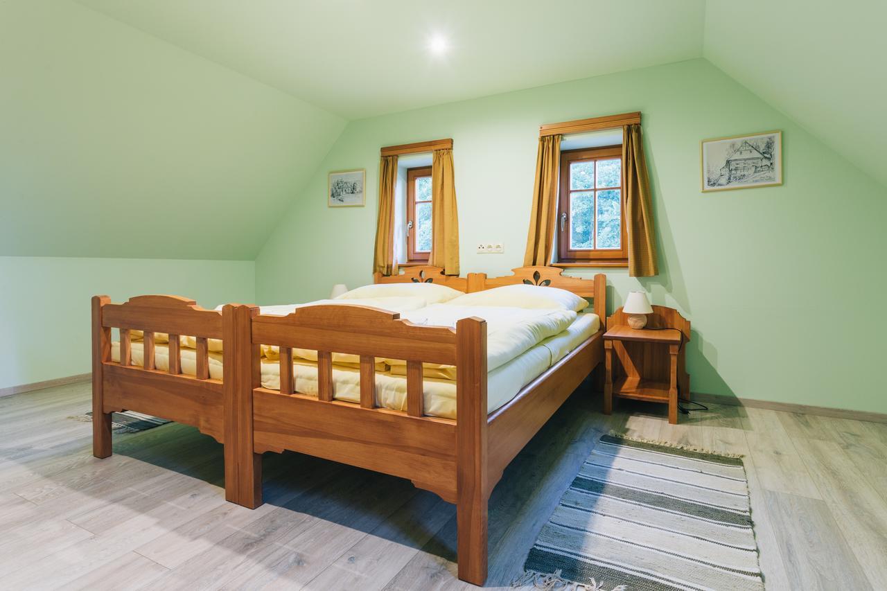 Resort Malevil Jablonne v Podjestedi Екстер'єр фото