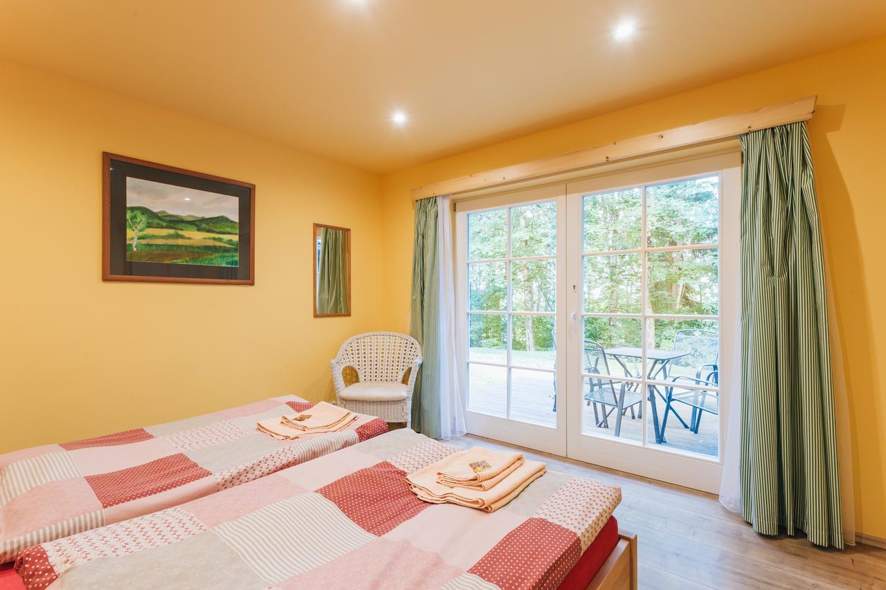 Resort Malevil Jablonne v Podjestedi Екстер'єр фото